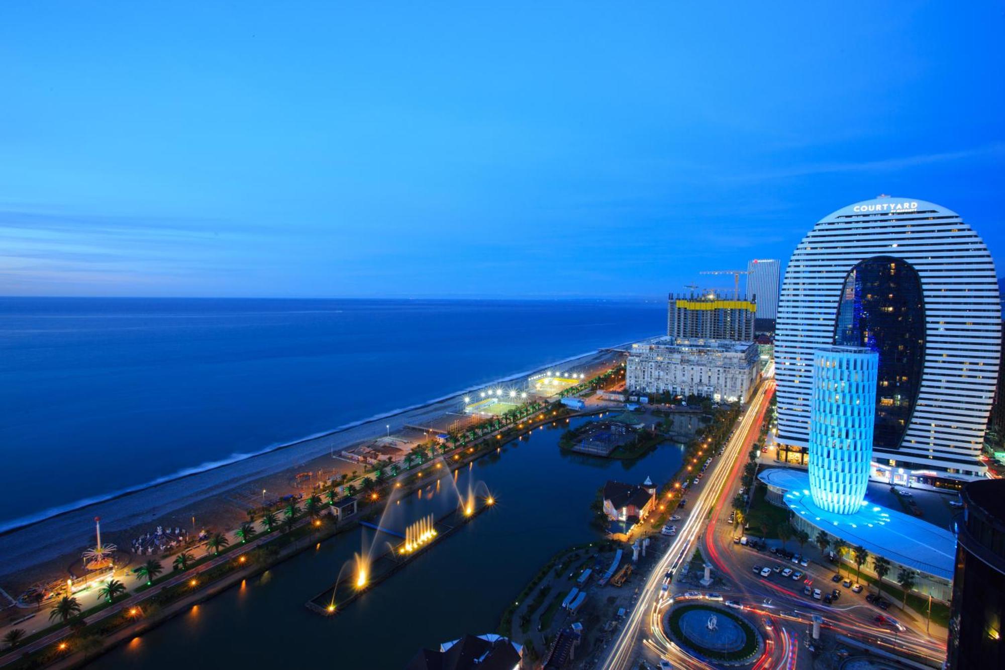 Orbi City Sea View Batumi Eksteriør billede