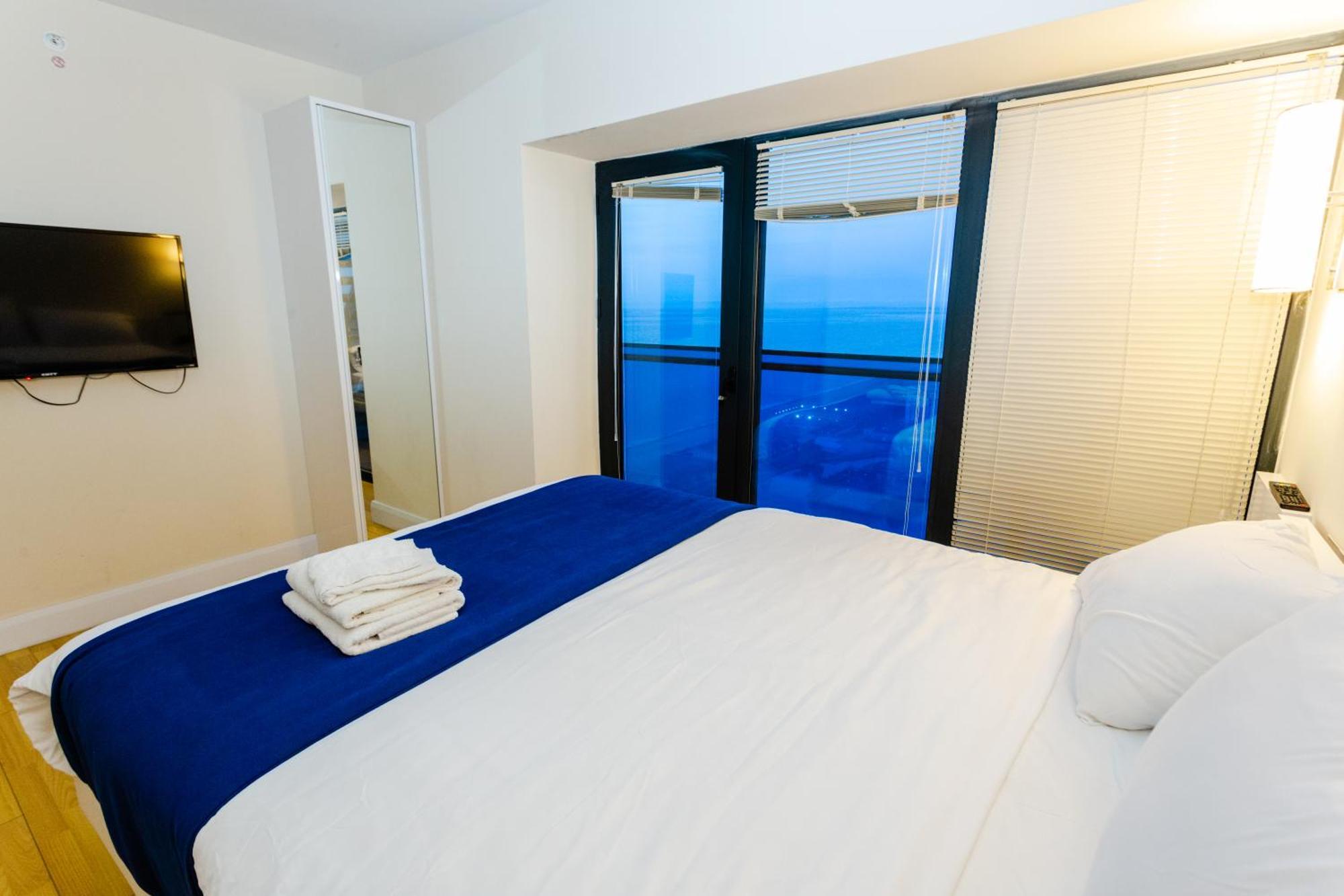 Orbi City Sea View Batumi Eksteriør billede